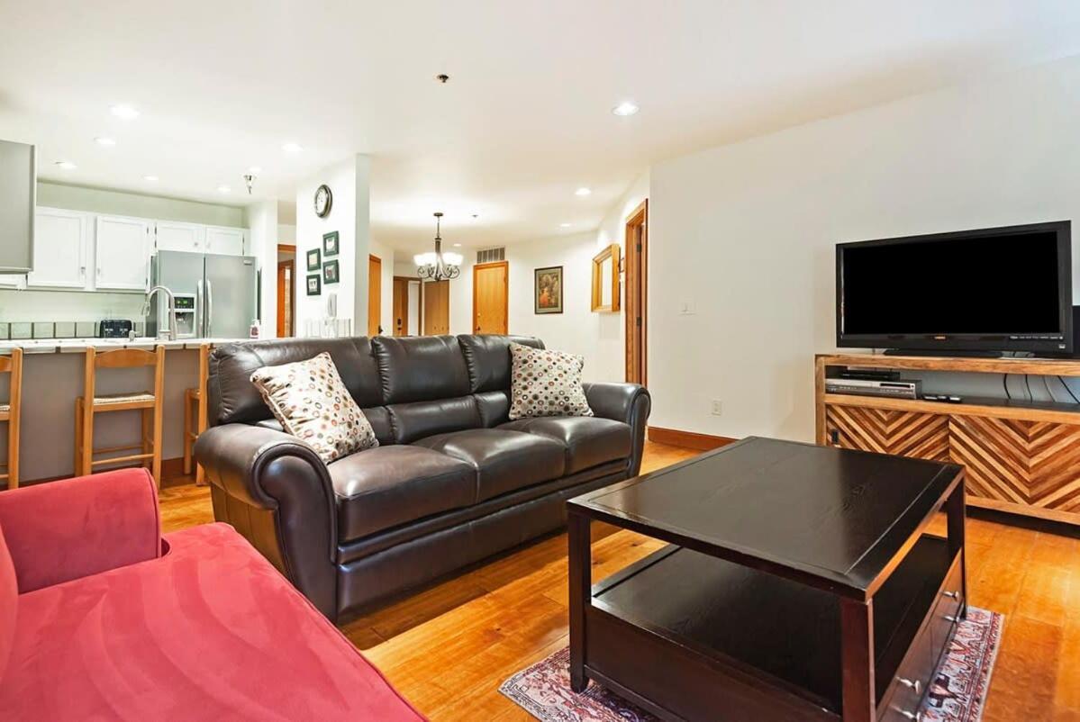 Stunning Location 2Bdr Condo Retreat Παρκ Σίτι Εξωτερικό φωτογραφία