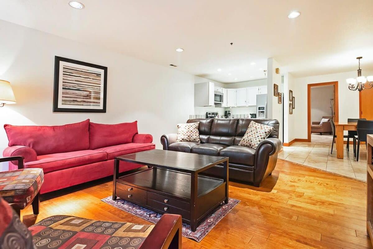 Stunning Location 2Bdr Condo Retreat Παρκ Σίτι Εξωτερικό φωτογραφία